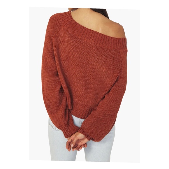 New! WeWoreWhat Off Shoulder Chunky Cozy Stitch Sweater - Picture 4 of 11